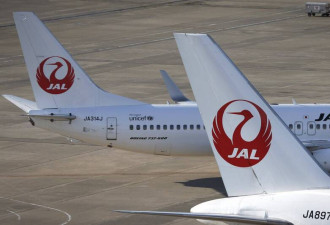 又是波音737-800 日航客机抵达羽田机场时爆胎