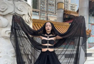 三大超模合体，却丑哭全网：什么阴间玩意儿？！