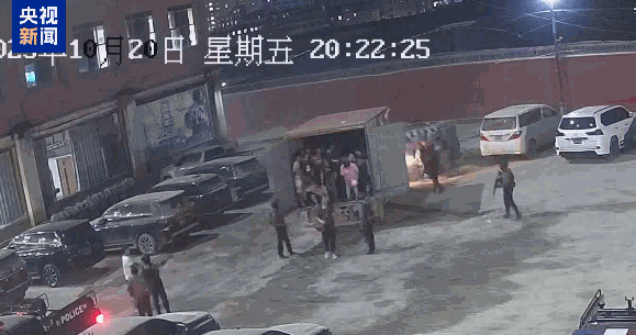 “园区里都是铁栏杆,到处都喷溅血迹"缅北电诈...