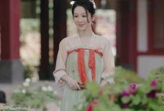 《国色芳华》三天播放量破亿，卫视首播收视登顶