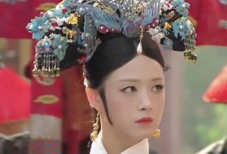 蒋欣曝拍甄嬛传受工伤：歪嘴拍华妃后改不回来了 翻白眼成后遗症