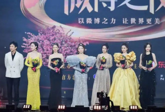 两张大合照，靠近C位的赵丽颖让大家看到了内娱的“希望”