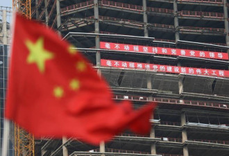 欠企业巨款 中国政府现在只能用这些抵债…