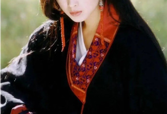 她是内娱“第一拽姐”，41岁无人敢娶，告别“华妃”13年后又火了