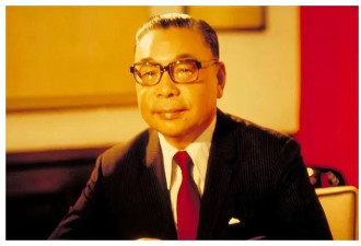 冯玉祥唯一健在的儿子，如今105岁，千亿资产