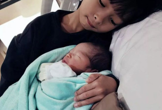知名女星晒照宣布平安生子，为事业封肚不再生第三胎