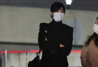 明星春晚彩排私服秀：华妃蒋欣穿旧衣，马丽爱上香奈儿