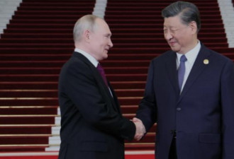 习近平会拿到一张“巨大的许可证”