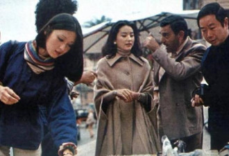 看了林青霞和钟楚红合照 才明白美到惊为天人