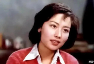 她曾与刘晓庆齐名，一婚嫁“武松”，二婚....