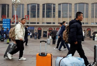 中国春运民间消费力下降，商铺撤摊位