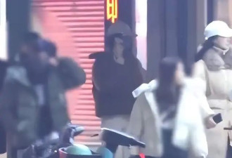 刘涛带儿女聚餐 16岁紫嫣气质像妈妈 但体型随爸比弟弟要矮一头