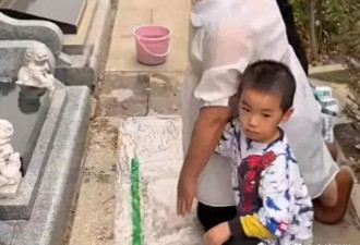 61岁谢东再当爹!小他22岁的娇妻挺着大肚子下跪磕头，被批没规矩