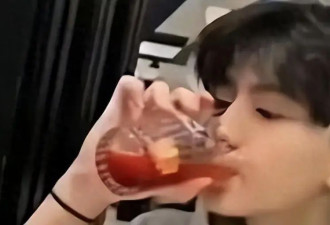 张柏芝大儿子罕露面，17岁长得和谢霆锋一模一样！可惜身高是短板