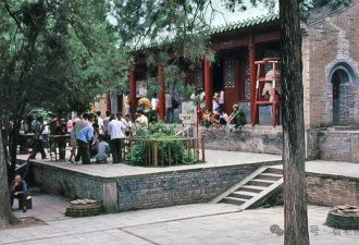 1983年少林寺，很原生态，也很热闹