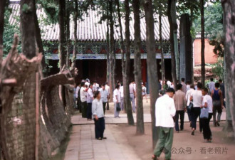 1983年少林寺，很原生态，也很热闹