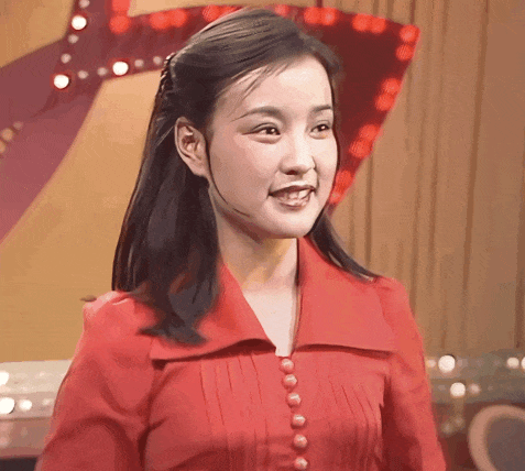 被40年前的刘晓庆明媚到了：时代永远在追她...