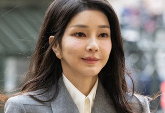 韩国第一夫人健康堪忧?韩媒：据说她几乎无法进食