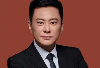 曹颖一脸旺夫相，王斑与她相恋后，事业一路长虹，如今已是副院长