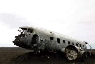 这场造成179人死亡的空难，人祸还是意外？