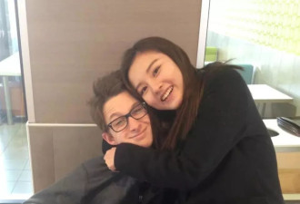 外国人寻找宋祖儿！晒出多张亲密合照引遐想