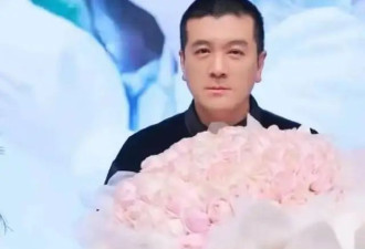 杨子捧11克拉钻戒求和，嘴唇颤抖双眼含泪，黄圣依拒绝配合营业