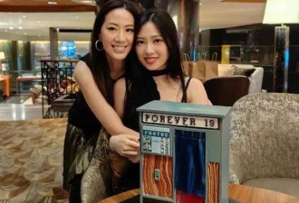 甄子丹长女喜迎21岁生日,甄济如穿紧身裙秀事业线