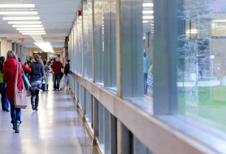 安省众高校陷危机包括顶尖大学！模式将巨变：“加拿大不再是向往”
