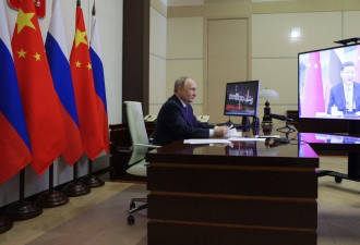 特朗普就职几个小时，习近平与普京举行视频会晤