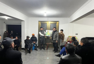 外国人在用的小红书，村支书也在用