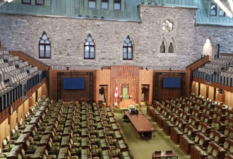77%加拿大人要求立即大选！保守党博励治就关税威胁表态！