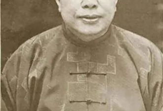 青帮女老大：青年扶丈夫上位，善终活到104岁