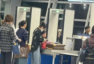 网友偶遇佟丽娅带儿子国外度假 9岁朵朵乖巧又可爱