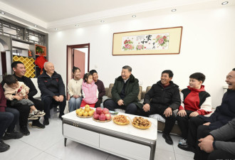 蔡奇怕抢了习近平风头