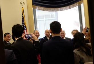 韩国瑜谈访美“突破”：距川普25米