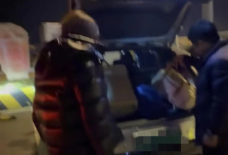 武汉“捡包追车百公里送还”车主回应质疑：不是段子