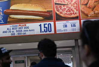 可口可乐回归Costco 当年被“抛弃”与热狗组合有关