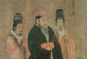 政治上的庸才，艺术上的天才