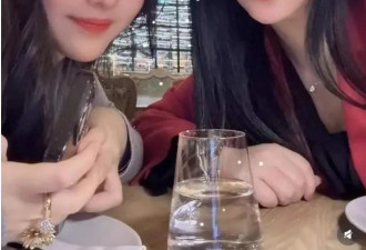 李湘带女儿与贵妇聚会，王诗龄穿大衣贵气十足，气场强大不输妈妈