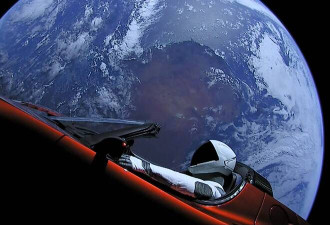 天文学家发现“新小行星” 原来是马斯克的车