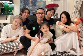 汪峰陪女儿醒醒去三亚旅游，被夸是好父亲
