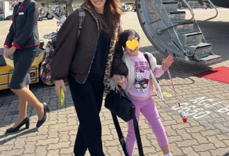 谢霆锋和俩儿子乘私人飞机出国，王菲没来，妹妹及神秘妹夫疑露面