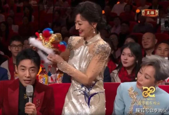 白娘子累坏了，赵雅芝央视春晚大放异彩，还接了九家卫视春晚邀约