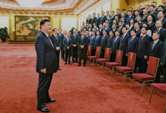 逞一时之快，习近平正在导演闹剧