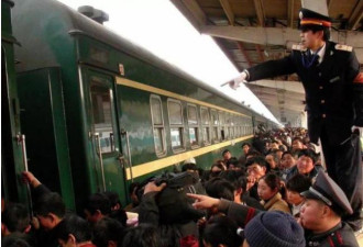 经济寒冬春运怪象 中国新年主题窘迫