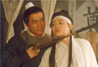 武松杀潘金莲，为何要先扯开她的胸衣