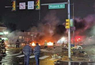 一架小型飞机在美国费城市区坠毁 已致6人死亡