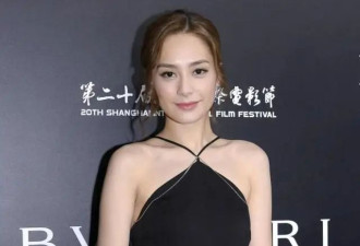 阿娇钟欣潼真是“小号尤物”，穿黑色挂脖裙好美，不像离过婚的人