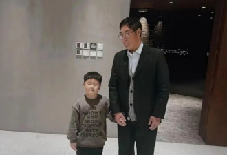 沈腾与家人现身海南，穿的还是录春晚的鞋，王琦发现被拍眼神犀利