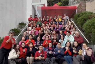 汪明荃新年家宴堪比颁奖礼，百位明星排队拜年
